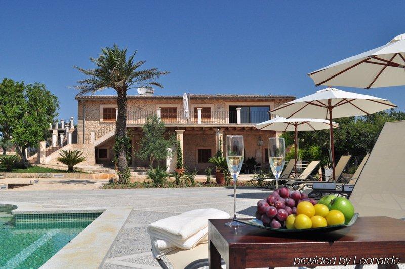 Son Burgues 4* Petra (Mallorca)